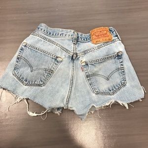 Vintage Levi’s 501 cutoff daisy dukes shorts